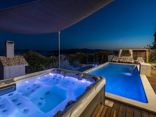 Villa Hedonist Seget Vranjica Luaran gambar