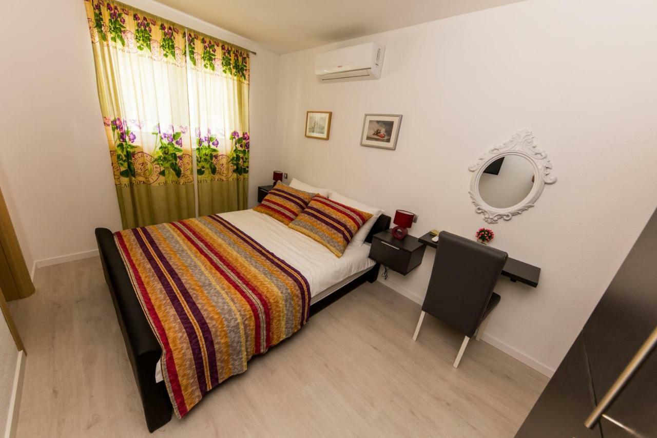 Villa Hedonist Seget Vranjica Luaran gambar