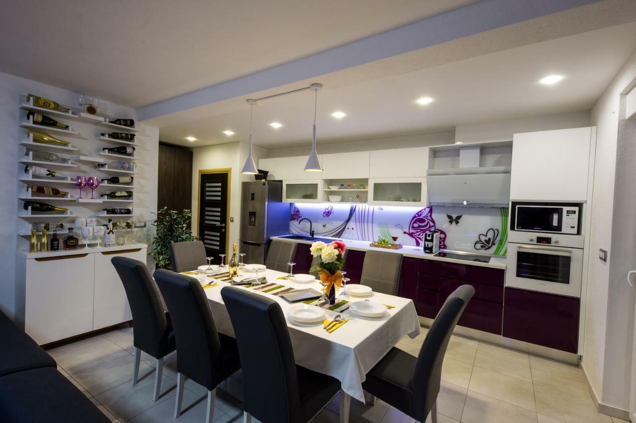 Villa Hedonist Seget Vranjica Luaran gambar