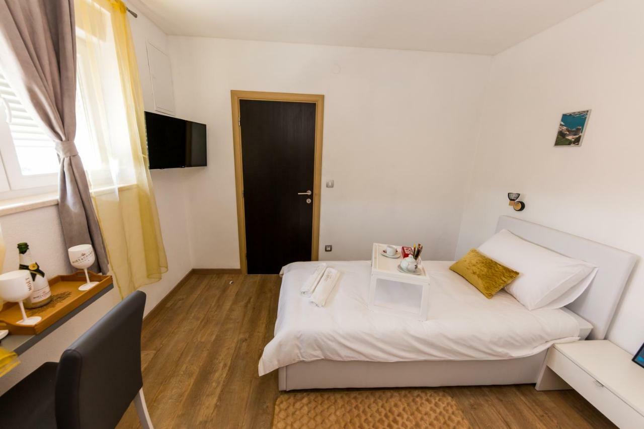 Villa Hedonist Seget Vranjica Luaran gambar